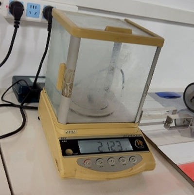 Electronic Balance Testing Equipment Precision For Medicine Reading Accuracy 1mg